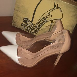 Very sexy heels ❤️